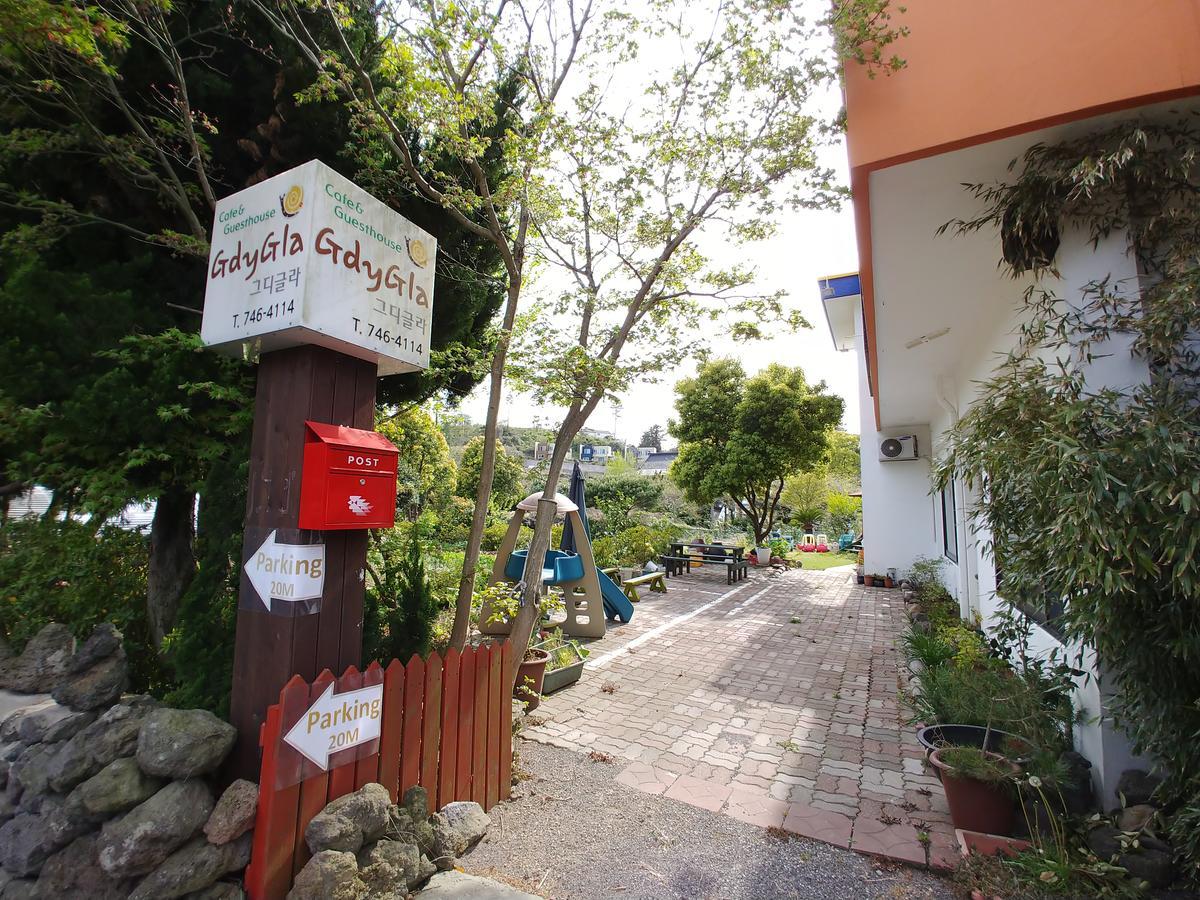 Gdygla Guesthouse Jeju Exterior photo
